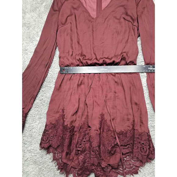 Kendall And Kylie Romper Womens Sz Small Long Sleeve Shorts Lace Hem Flowy - Picture 14 of 15